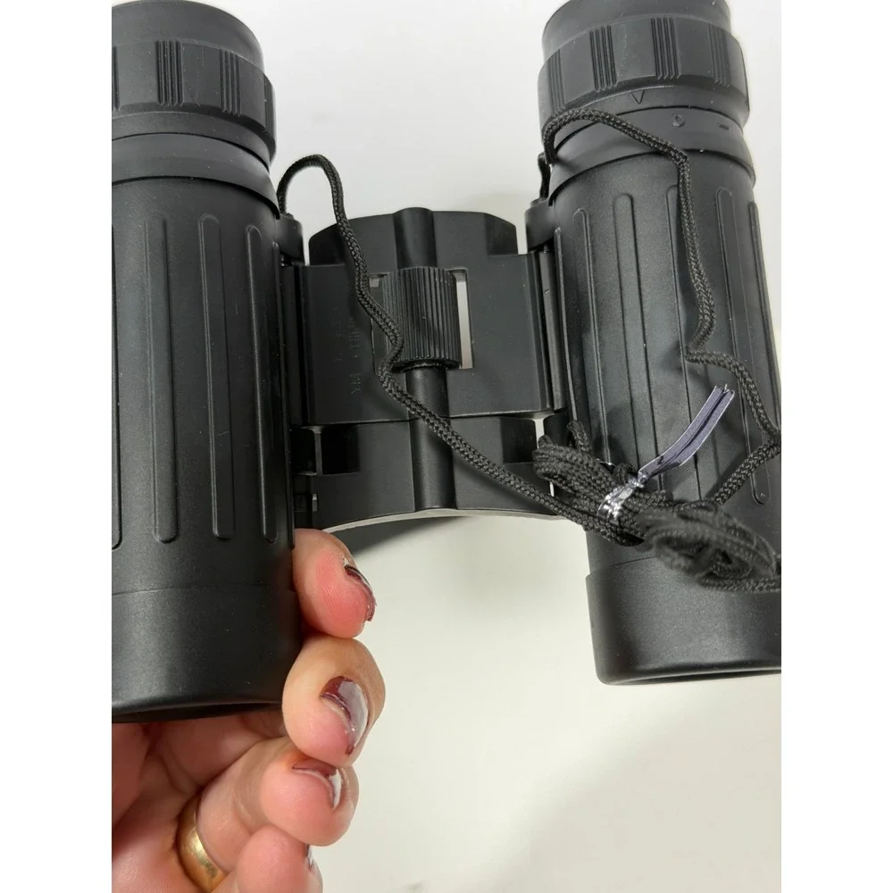 Bushnell 12x25 Compact Binoculars Black Folding Roof Prism with Carrying Case